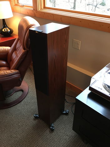 KEF R500 Beautiful and like new!  Steal these!