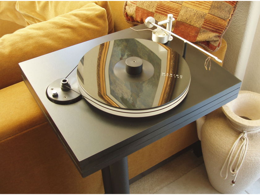 Exquisite Well Tempered Lab Record Player & Optional Dust Cover with Marigo Audio Lab Platter Mat