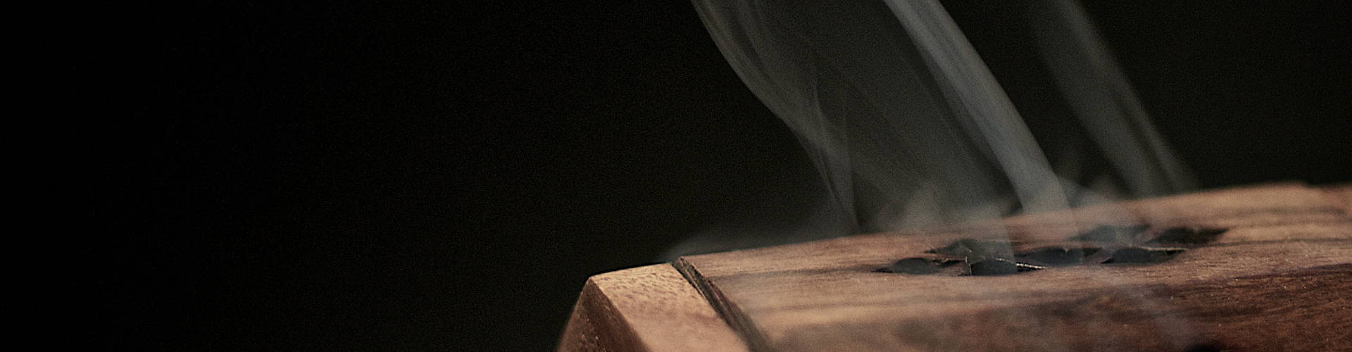 incense smokes