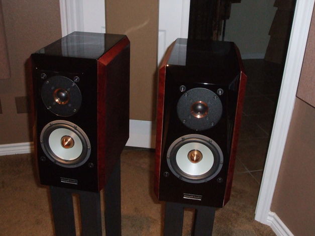 Joseph Audio Pulsar with Sound Anchor stands