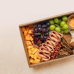 Cheese & Charcuterie Grazing Box (S)