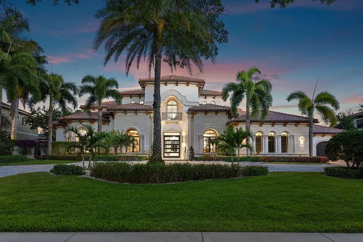 featured image for story, Buying property in Parkland with a private pool