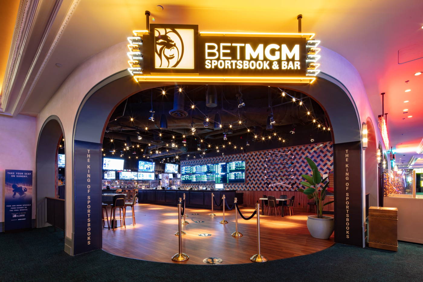 BetMGM Sportsbook & Bar at Park MGM Las Vegas