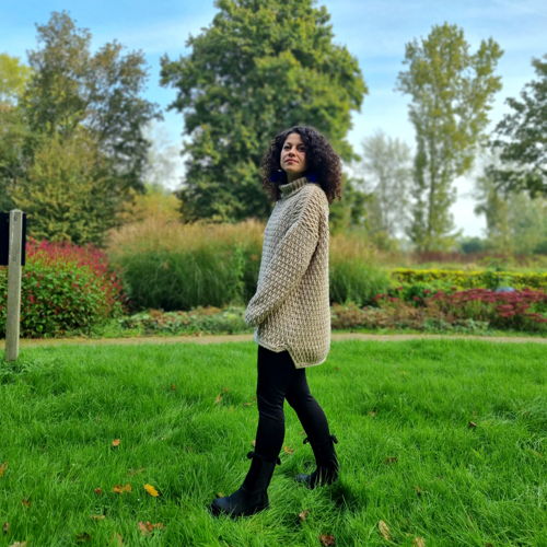 Coaty Sweater. Trendy Alpine Stitch Crochet Sweater Pattern | Cozy Textured Design