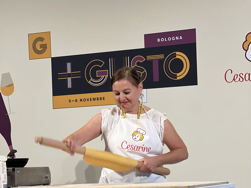 Cooking classes Bologna: Let's learn how to make tortellini