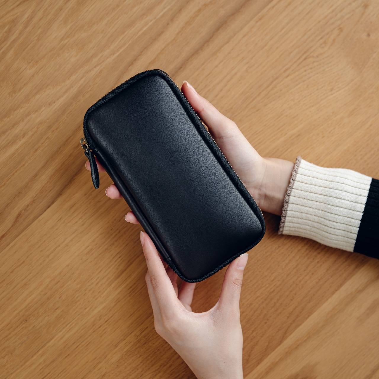 4-Slot Zipper Pen Case [Tochigi Leather] – &Liebe