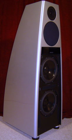 Meridian DSP7000 Digital Speakers