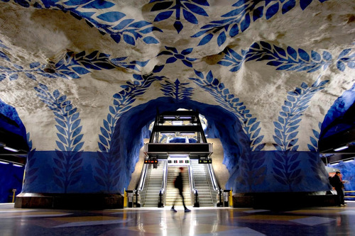 Экскурсия по синей ветке метро Стокгольма