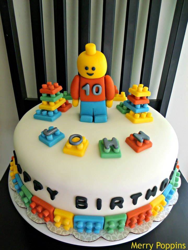 LEGO Cake with Fondant 