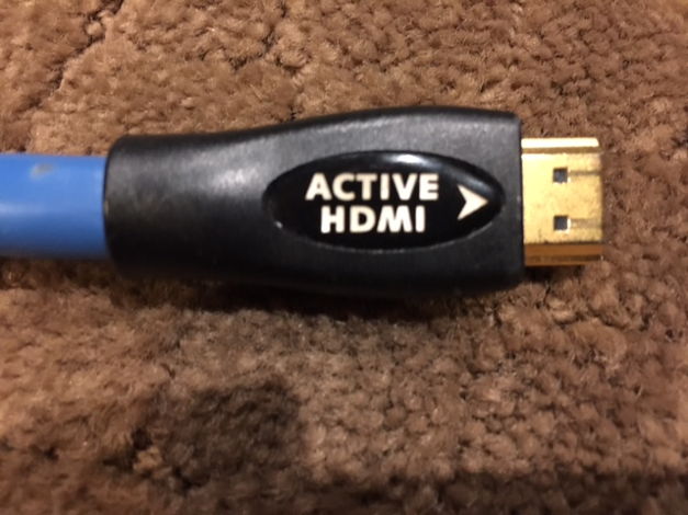 ACTIVE HDMI