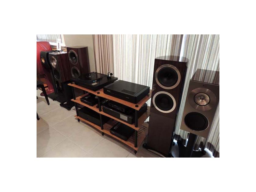 Tannoy DC8 Ti Loudspeakers,  Dealer Demo, Less than 1 yr. old. Save over 50%! Beautiful Sound & Beautiful to Behold!
