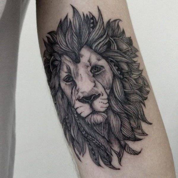 Tatouage Lion Criniere 