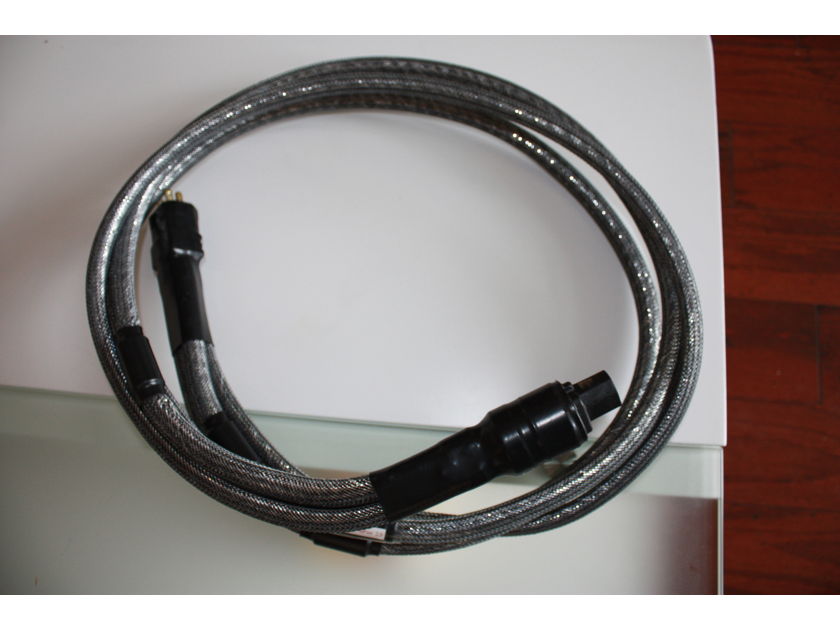 Virtual Dynamics Revelation 2.0 5 foot power cable  Re-listed again RARE find.