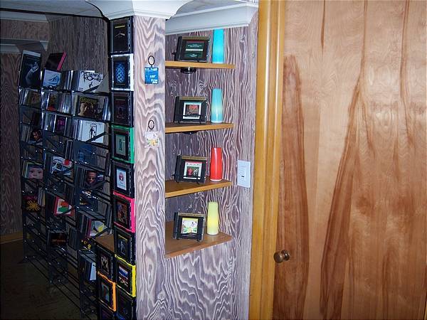 CD Display and CD walltiles