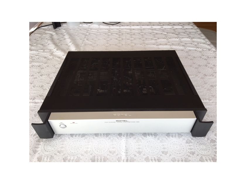 Rotel RMB-1085 5 Channel Amplifier