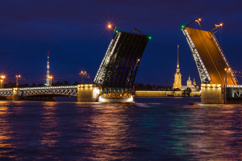 (H.S) Ночная прогулка под разводными мостами по рекам и каналам Петербурга 