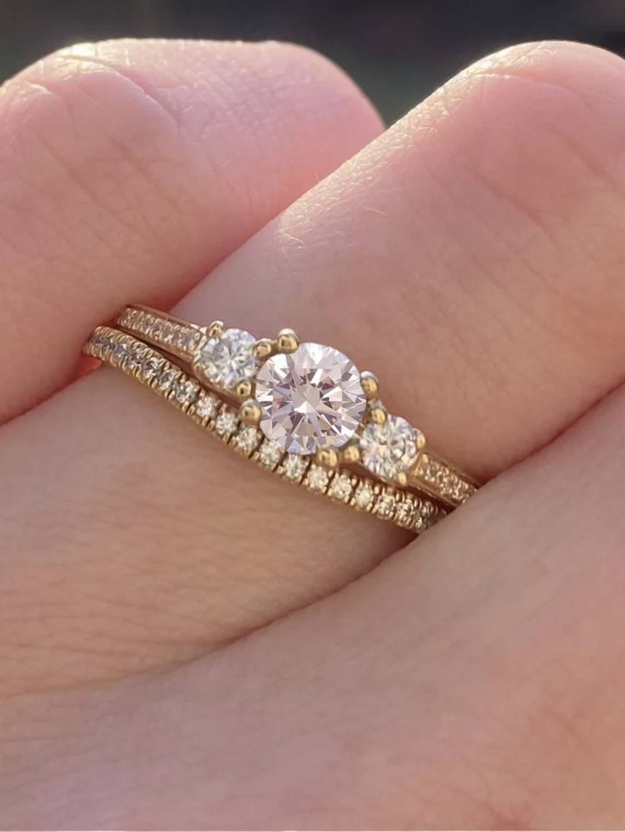 Morganite engagement rings