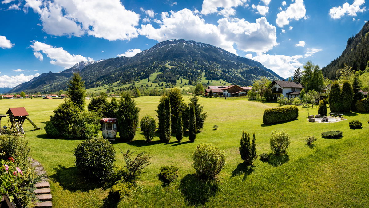 Ferienwohnung in Pfronten im Allgäu mit Blick auf die Alpen