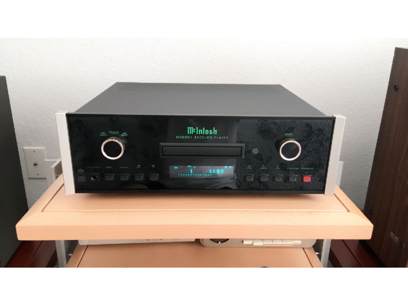 McIntosh MCD-201