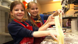 toms event und genussdienst kinder rollen teig