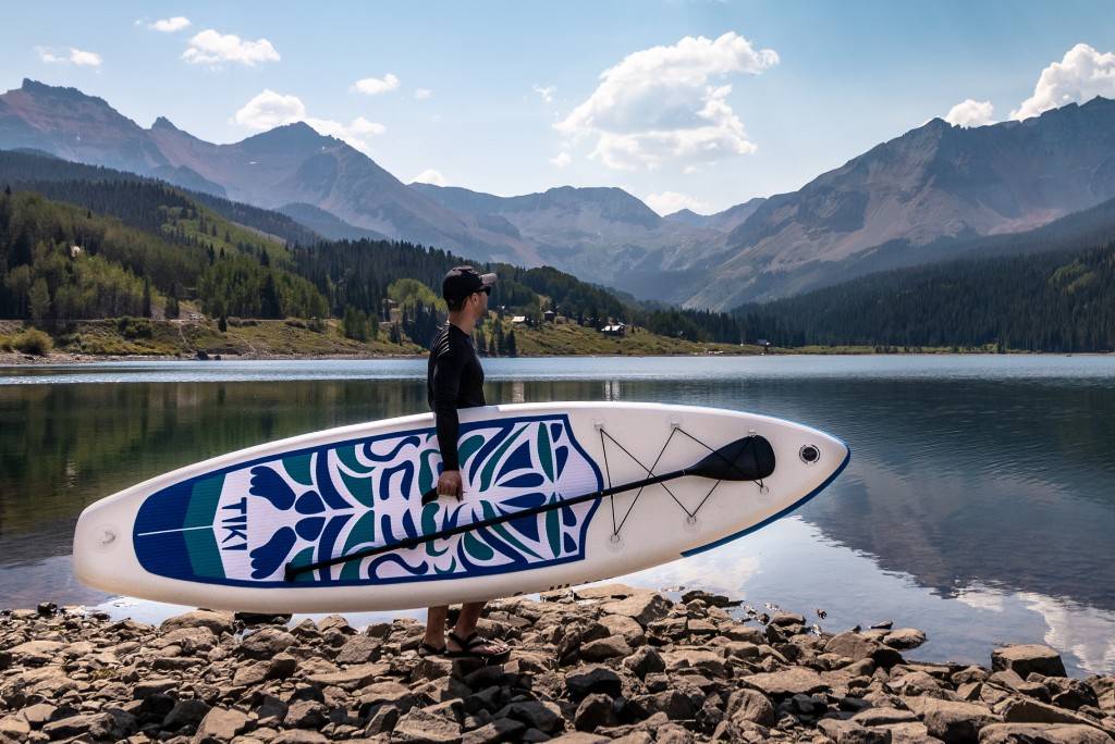 Inflatable stand up paddle board in Canada for beginners