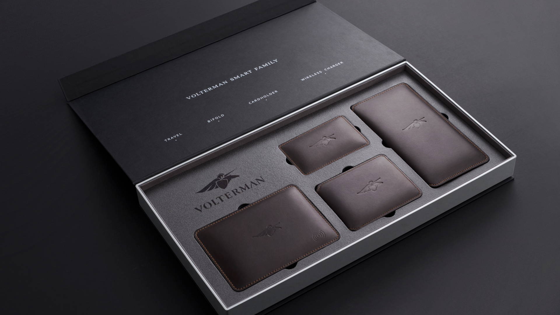 Featured image for The Packaging for This Smart Wallet Is Extremely Elegant