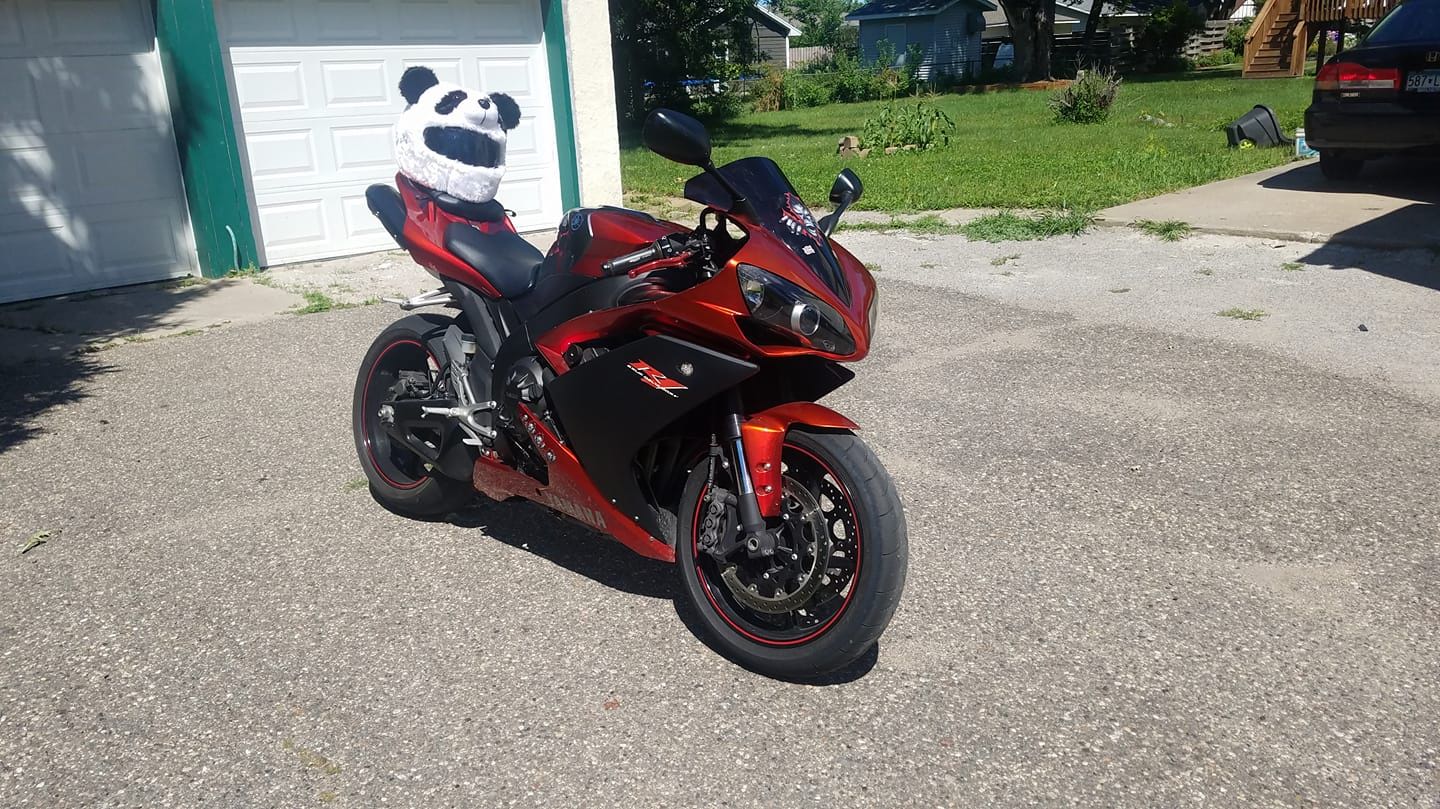 Yamaha Yzf R1 For Rent Near Bloomington Mn Riders Share