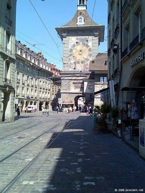 Vélo, escalier, vue sur Berne en Suisse - juin 2006