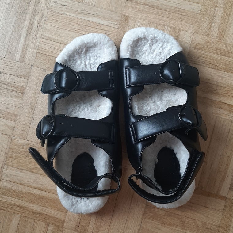Zara Faux Fur Lined Black Sandals