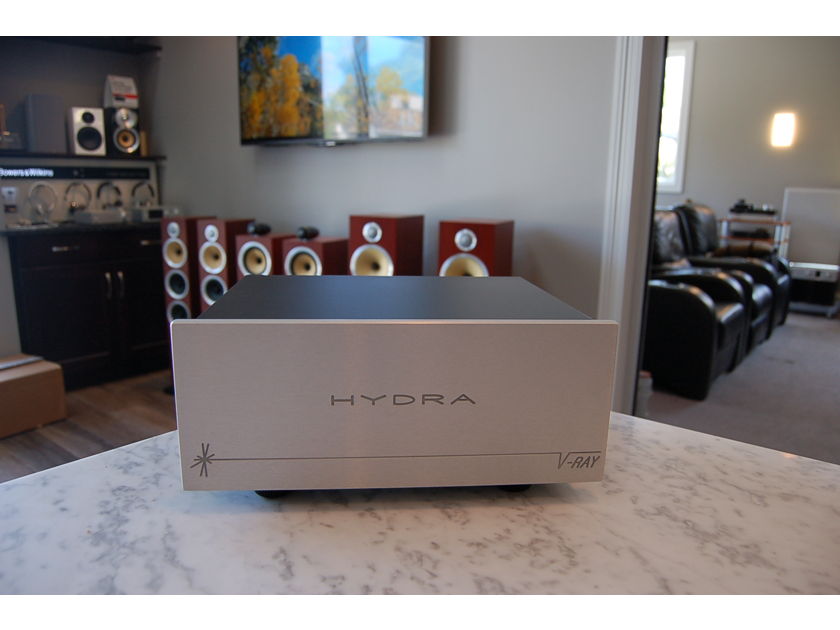 Shunyata Research Hydra 8 Hydra 8 VRay with box - like new