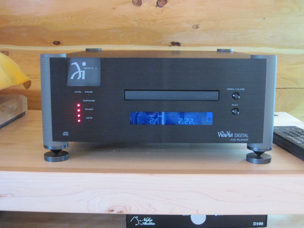 Wadia  6 CD Player