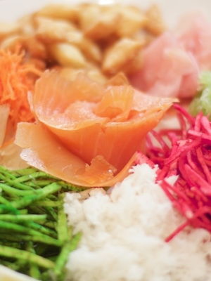 Yu Sheng (Prosperity Raw Fish Salad) Recipe