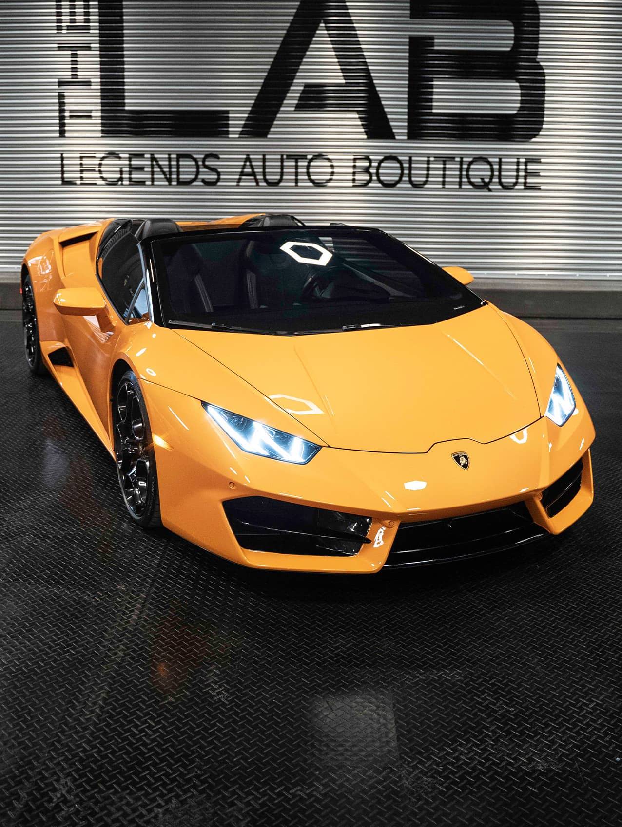 Lamborghini Huracan Spyder rental