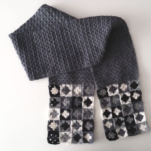 "Marsilea" mini granny squares scarf