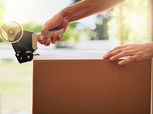  Courmayeur
- Ecco 5 utili consigli per il trasloco. Cambiare casa senza stress non è mai stato così semplice.