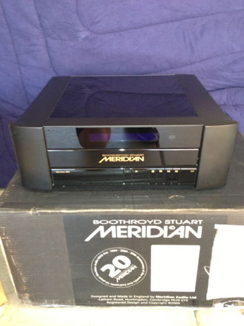 Meridian 800 v2 CD/DVD Player w/ Meridian 861 Preamp wo...