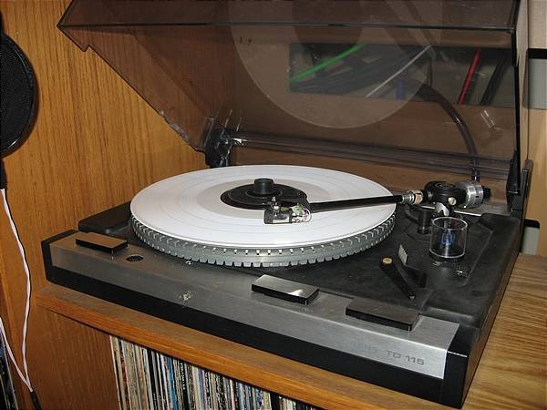 Thorens/Ortofon nearly the equal of VPI Prime/Dynavector