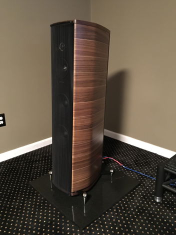 Sonus Faber Olympica III in Walnut