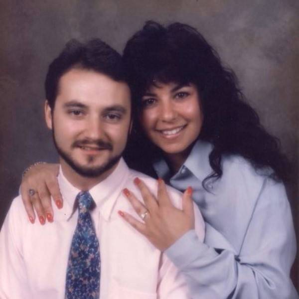 Lisa and Jeff Hainline engagement photo