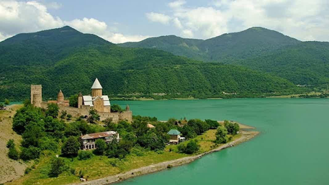 Kazbek - Ananuri - photo 5