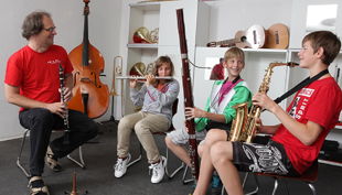 das klingende museum berlin kinder mit instrumenten