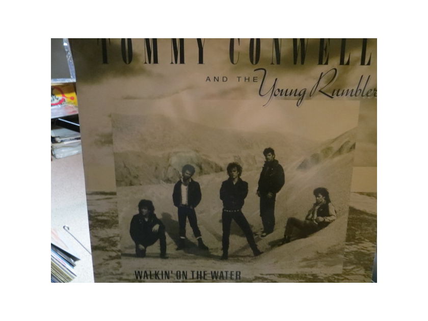 TOMMY CONWELL +THE YOUNG RUMBLERS - WALKIN' ON THE WATER