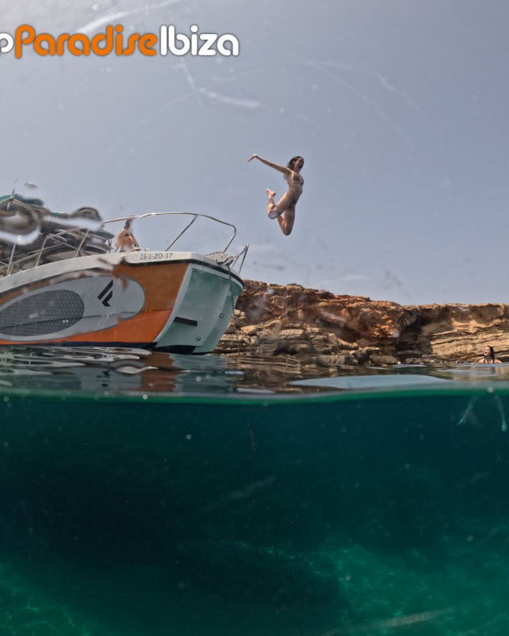 3h Boat Trip with Paddle Surf Lesson - Snorkeling