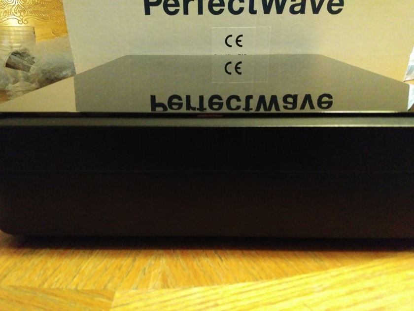 PS Audio PerfectWave DAC MK II  C.A.S.H.. list DAC New Pix LOOK