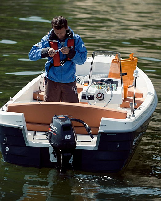  Hamburg
- Auch für Angler gibt es das passende Boot bei der Boat Company zu mieten. © Boat Company