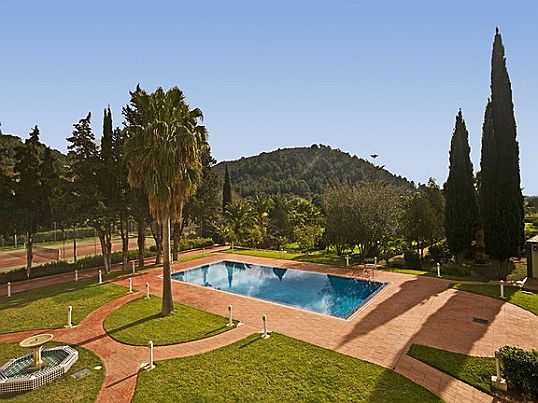  Balearic Islands
- Historic villa with large plot for sale, Valldemossa, Mallorca