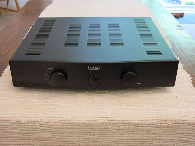 Hegel H70 Integrated Amplifier