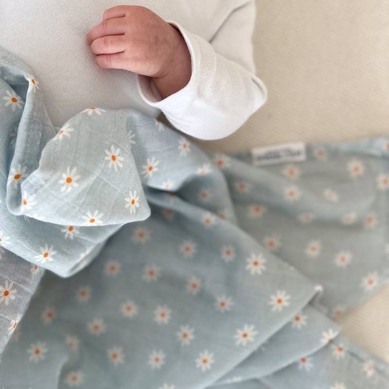 lange xl marguerites bleu orange attache-tétine bibs mam doudou lolette rouge blanc joli nous swiss made marque suisse enfant bébé 