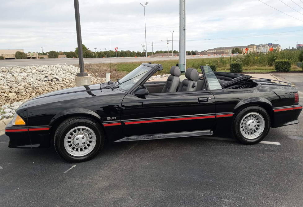 1988 ford mustang gt convertible vehicle history image 1