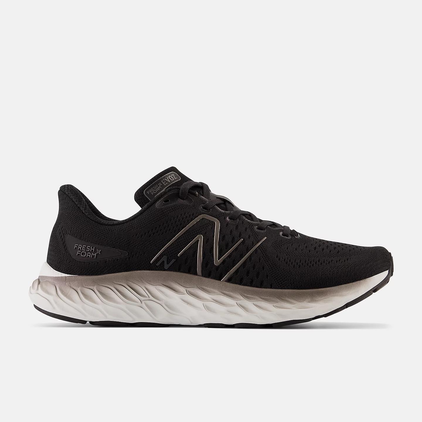 new-balance-fresh-foam-x-evoz-v3-running